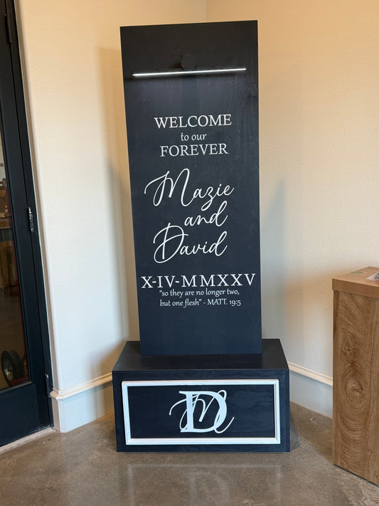 The Black-Tie Welcome Wall - Rental